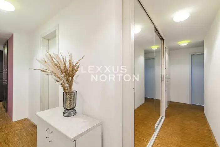 Prodej bytu 4+kk, Praha - Modřany, Na Srážku, 131 m2
