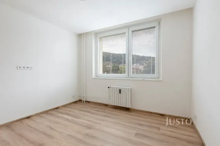 Pronájem bytu 2+1, Zlín, L. Váchy, 54 m2