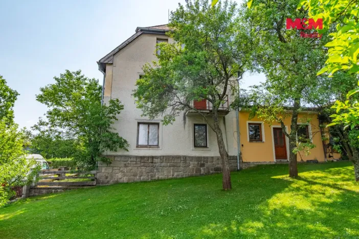 Prodej rodinného domu, Vyšší Brod - Těchoraz, 230 m2