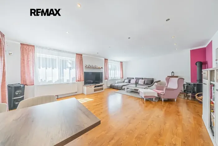 Prodej rodinného domu, Tuchlovice, U Školky, 130 m2