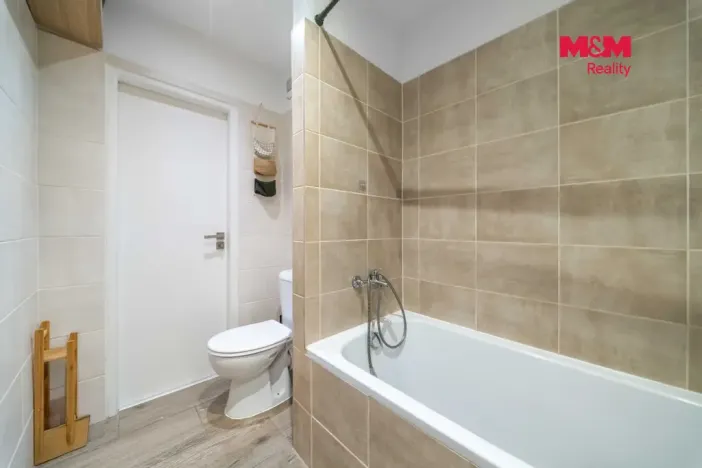 Prodej bytu 3+1, Plzeň - Lobzy, Rokycanská, 64 m2