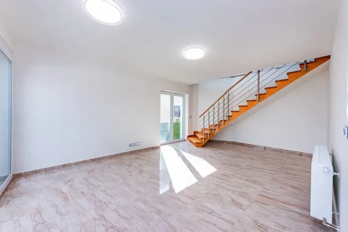 Prodej činžovního domu, Benešov, Pod Hřbitovem, 470 m2