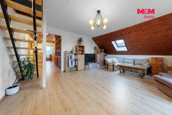 Prodej činžovního domu, Karlovy Vary - Dvory, V Lučinách, 330 m2
