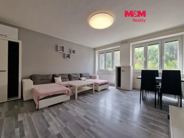 Pronájem bytu 3+1, Úpice, Tylova, 66 m2
