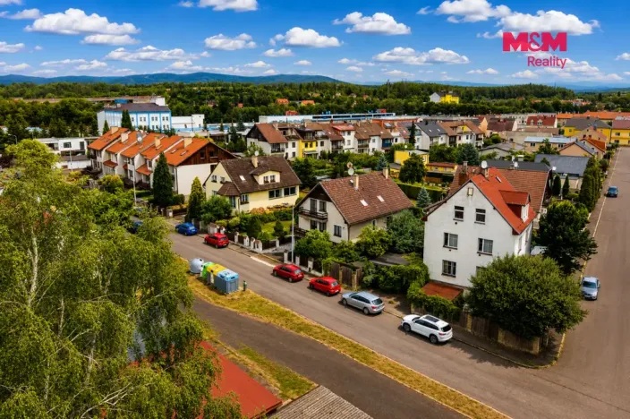 Prodej rodinného domu, Karlovy Vary - Dvory, V Lučinách, 330 m2