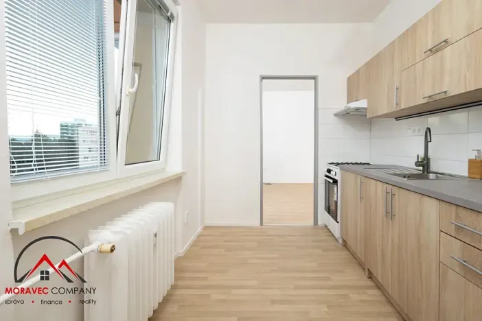 Pronájem bytu 2+1, Krnov, SPC H, 49 m2
