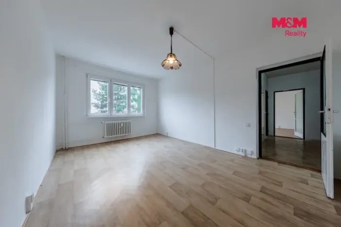Prodej bytu 2+1, Rotava, Sídliště, 53 m2