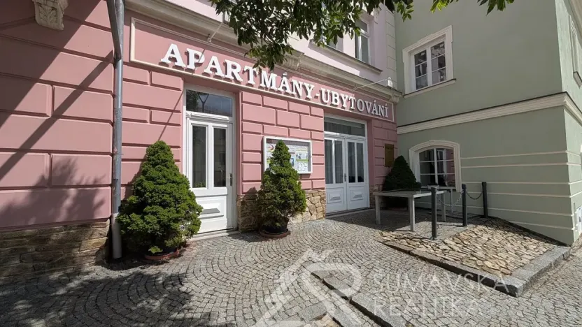 Prodej obchodního prostoru, Kašperské Hory, Náměstí, 161 m2