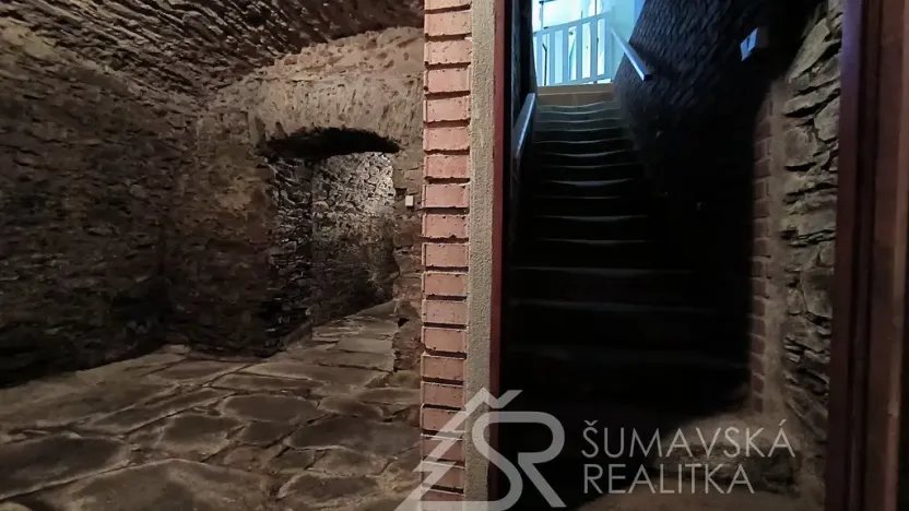 Prodej bytu 1+1, Kašperské Hory, Náměstí, 86 m2