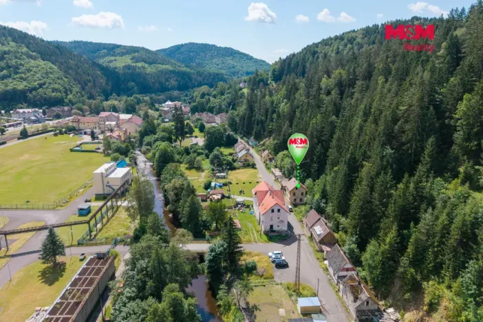 Prodej rodinného domu, Oloví, Pplk. Sochora, 140 m2