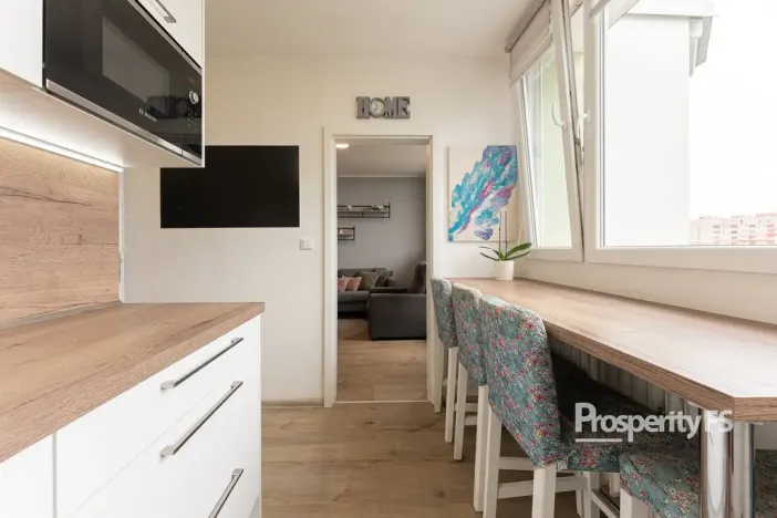 Prodej bytu 1+1, Brno - Lesná, Brožíkova, 37 m2