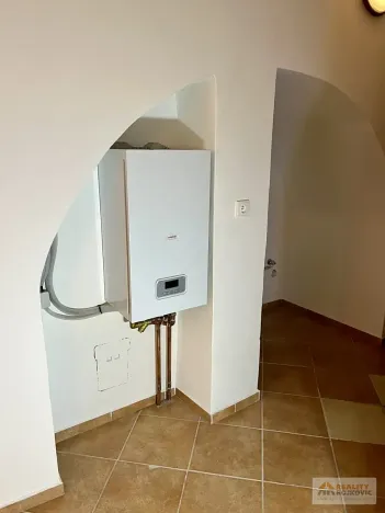 Prodej rodinného domu, Meziměstí, 160 m2