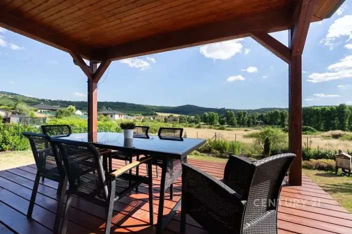 Pronájem rodinného domu, Lužice, 104 m2