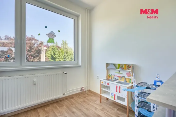 Prodej bytu 3+1, Březůvky, 81 m2