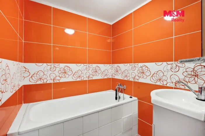 Prodej bytu 2+1, Klášterec nad Ohří - Miřetice u Klášterce nad Ohří, Lesní, 50 m2