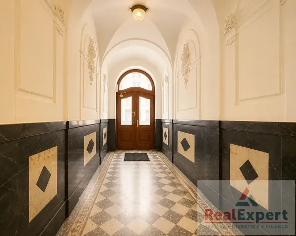 Prodej bytu 4+kk, Praha - Staré Město, Veleslavínova, 136 m2