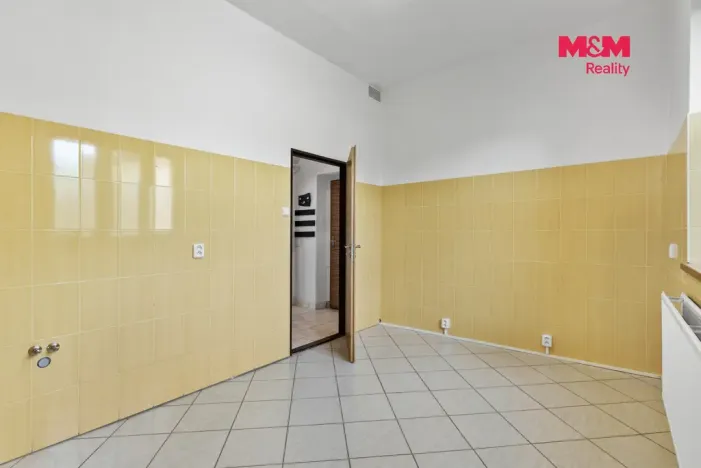 Pronájem obchodního prostoru, Semily, Ke Stadionu, 44 m2