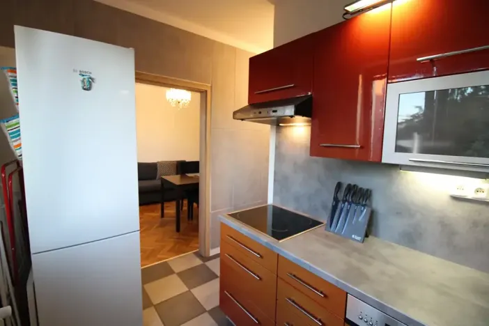 Prodej bytu 3+1, Karlovy Vary, Krymská, 68 m2