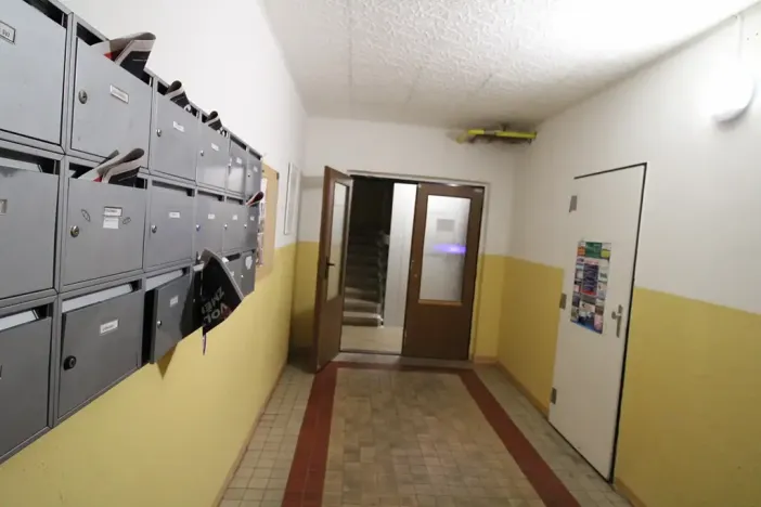 Prodej bytu 3+1, Karlovy Vary, Krymská, 68 m2