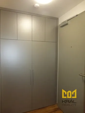Pronájem bytu 1+kk, Praha - Žižkov, Hartigova, 24 m2