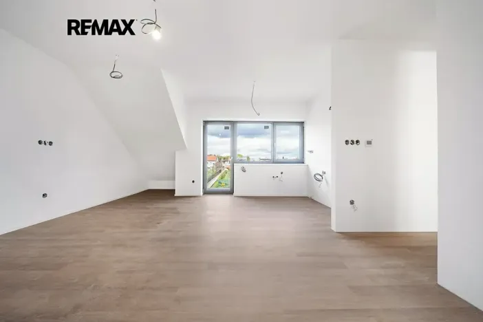 Prodej bytu 3+kk, Moravany, Květná, 108 m2