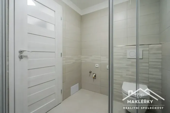 Pronájem bytu 1+kk, Uhlířské Janovice, Hrnčířská, 30 m2