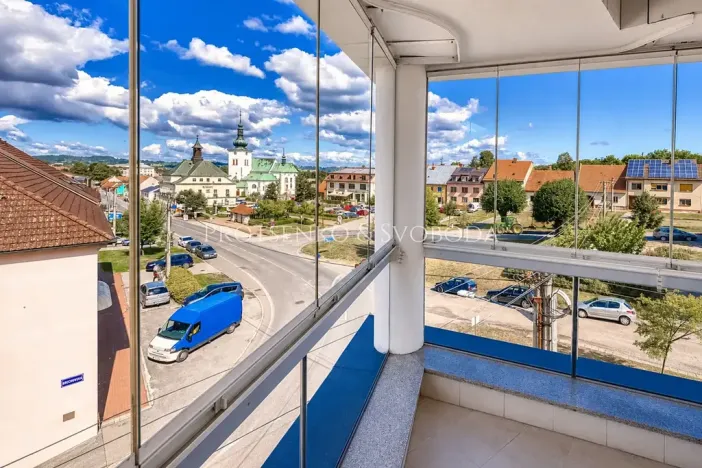 Prodej vily, Křižanov, Benešovo náměstí, 530 m2