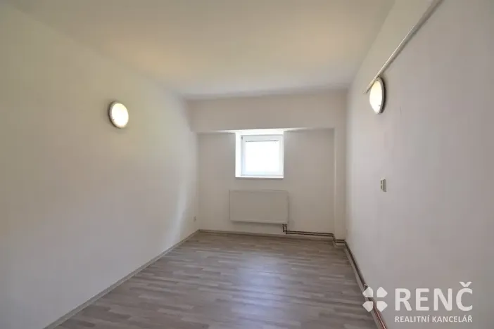 Pronájem bytu 2+kk, Brno, Staňkova, 43 m2