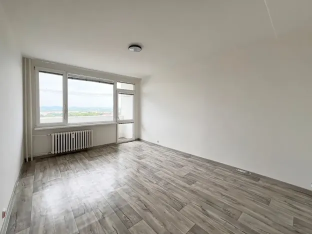 Pronájem bytu 3+1, Jirkov, K. Marxe, 62 m2