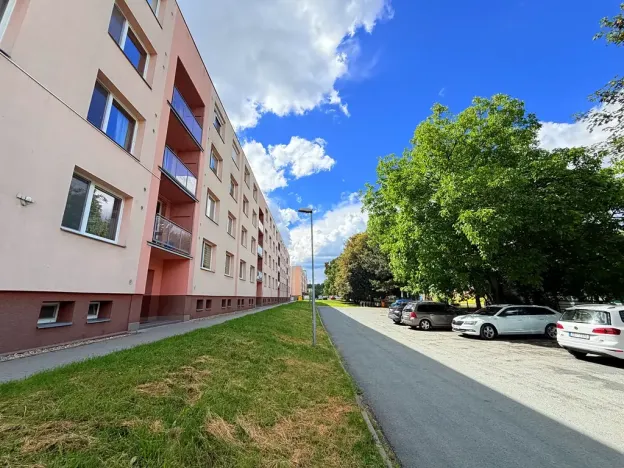 Pronájem bytu 2+1, Hrušovany u Brna, Sídliště, 58 m2
