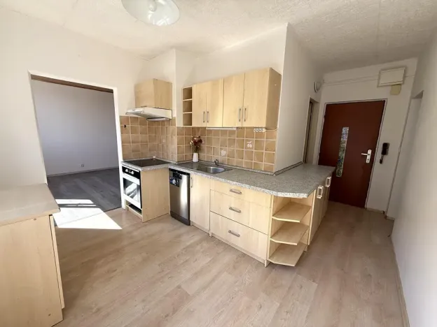 Pronájem bytu 2+1, Hrušovany u Brna, Sídliště, 58 m2