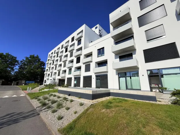 Pronájem kanceláře, Brno - Černá Pole, třída Generála Píky, 84 m2