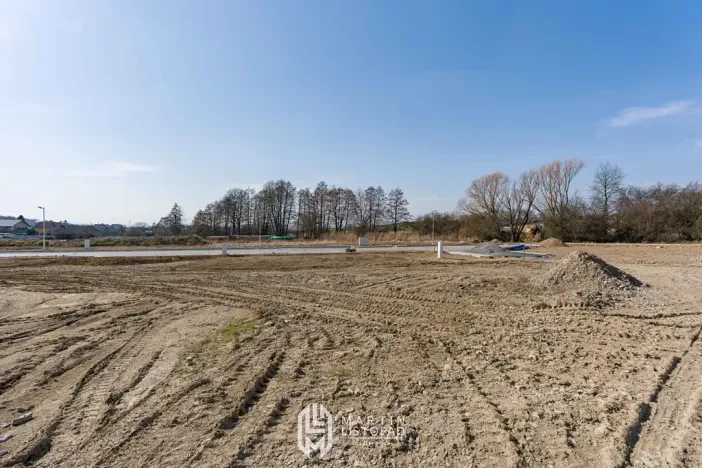 Prodej pozemku pro bydlení, Komárov, 743 m2