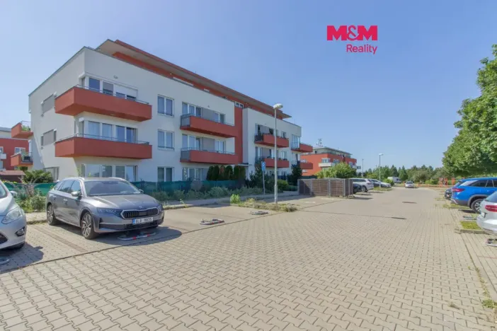 Pronájem bytu 2+kk, Praha - Pitkovice, Penízovková, 58 m2