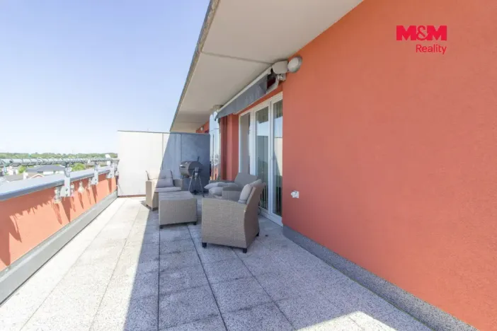Pronájem bytu 2+kk, Praha - Pitkovice, Penízovková, 58 m2
