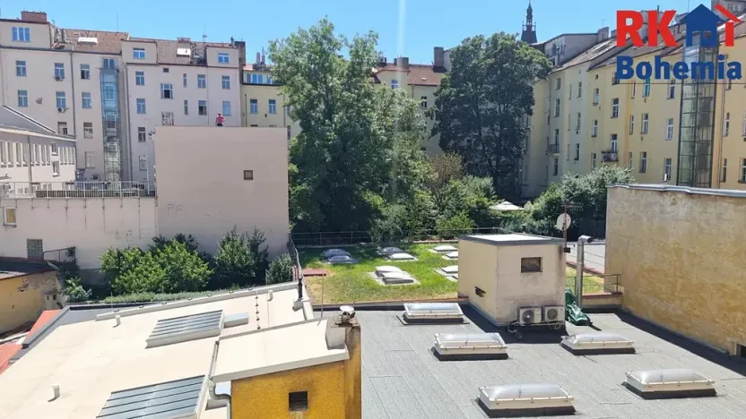 Pronájem bytu 2+1, Praha - Nusle, náměstí Bratří Synků, 77 m2