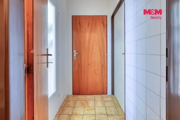 Pronájem obchodního prostoru, Klatovy - Klatovy IV, Studentská, 30 m2