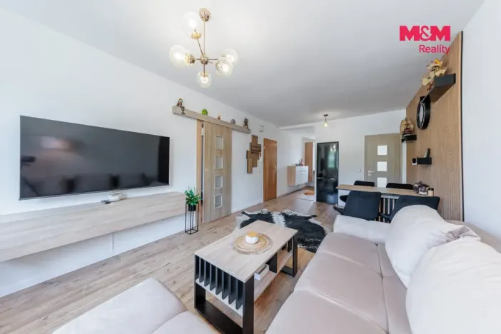 Prodej bytu 2+kk, Kraslice, Školní, 52 m2