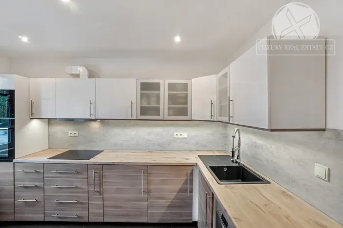 Prodej bytu 2+1, Praha - Strašnice, Na padesátém, 55 m2
