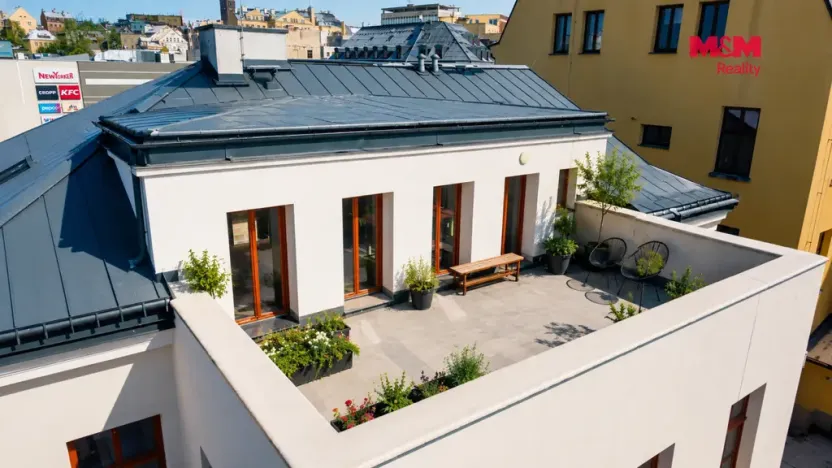 Prodej obchodního prostoru, Jablonec nad Nisou, Komenského, 600 m2