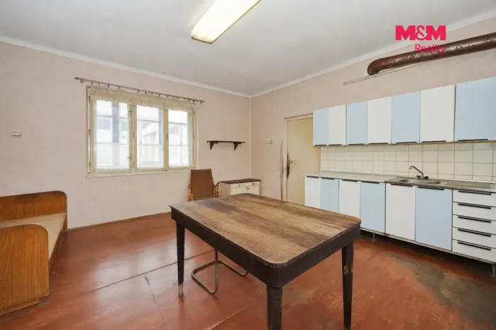 Prodej rodinného domu, Černovice - Benešov, 265 m2