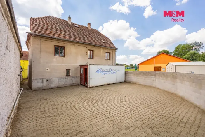 Prodej rodinného domu, Hoštka, 130 m2