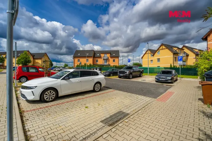 Prodej bytu 2+1, Nehvizdy, Gabčíkova, 50 m2