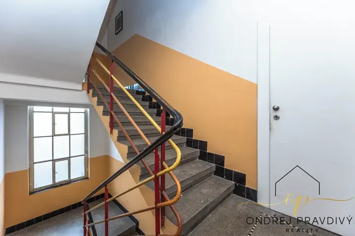 Prodej bytu 2+kk, Praha - Hloubětín, V chaloupkách, 58 m2
