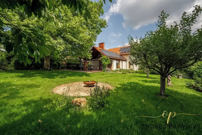 Prodej rodinného domu, Liteň, Karlštejnská, 237 m2