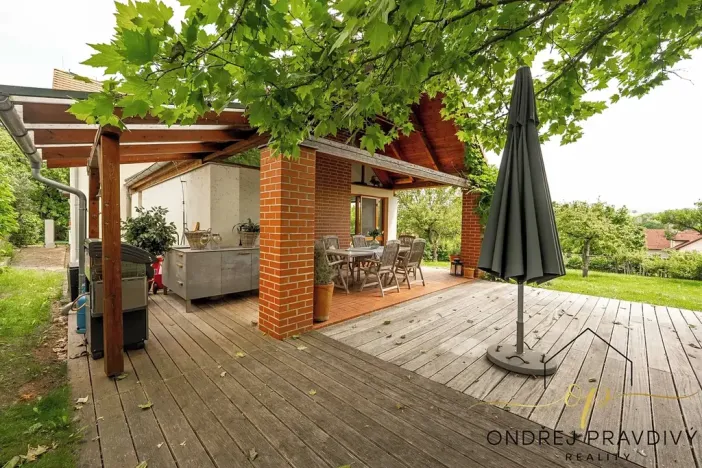 Prodej rodinného domu, Liteň, Karlštejnská, 237 m2