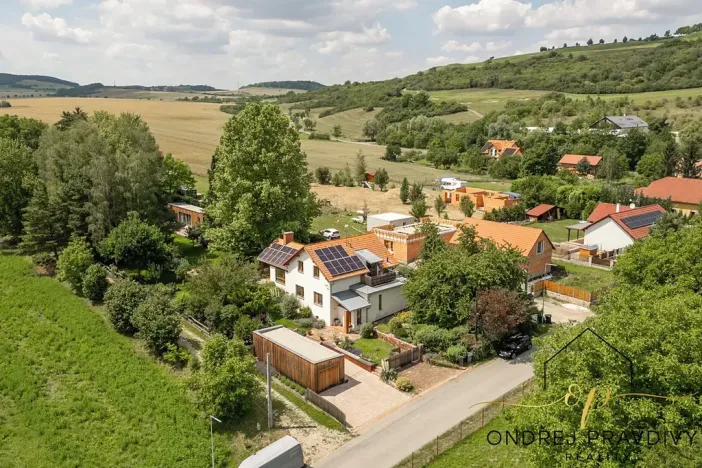 Prodej rodinného domu, Liteň, Karlštejnská, 237 m2