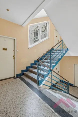 Pronájem bytu 1+kk, Praha - Žižkov, Biskupcova, 25 m2