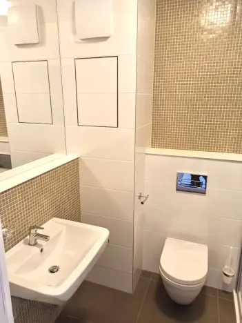 Pronájem bytu 2+kk, Praha - Libeň, Novovysočanská, 37 m2