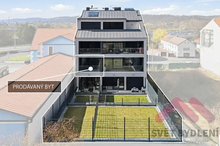 Pronájem bytu 1+kk, Praha - Modřany, Komořanská, 37 m2